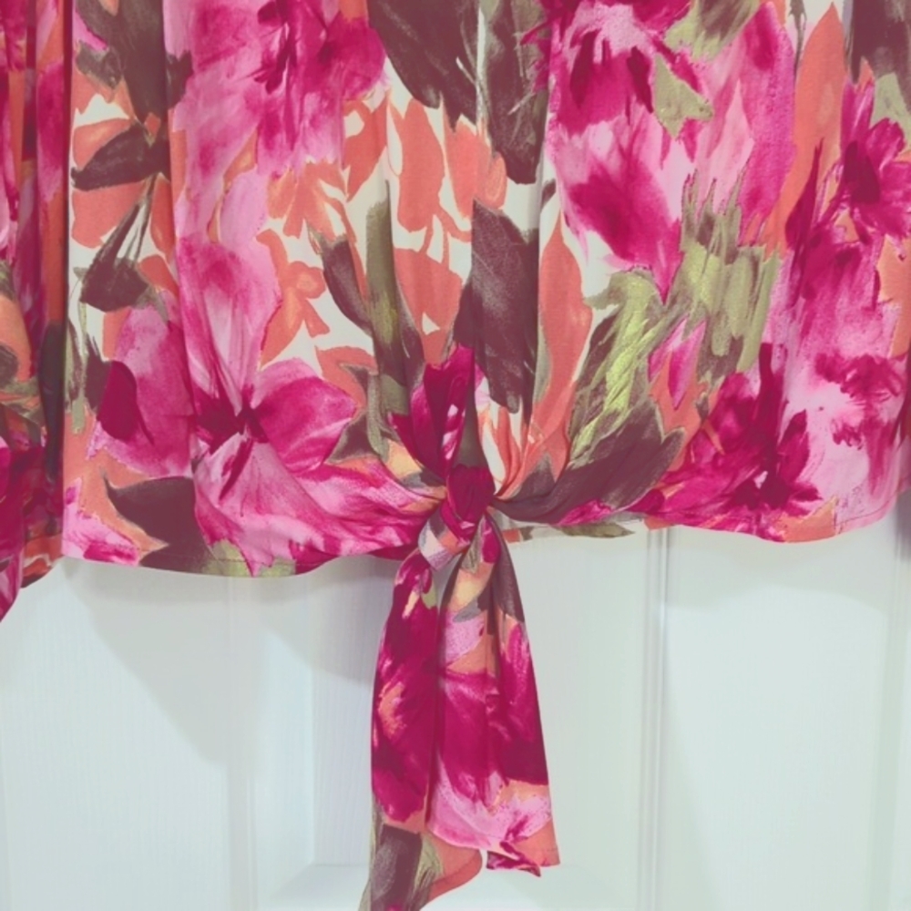NWT Karen Kane Floral Pretty In Pink V-Neckline,Blouson Sleeves Top Large Petite - Picture 3 of 8